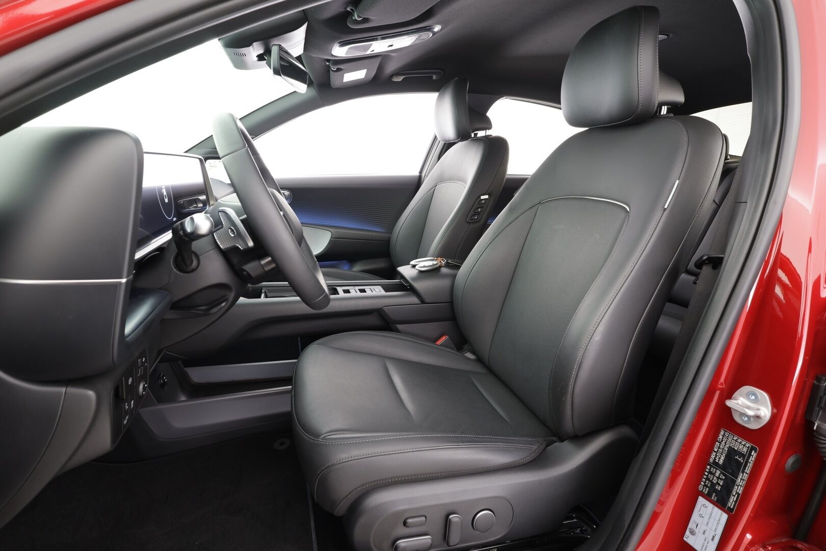 Hyundai IONIQ 6 2025 77 kWh 325 hv AWD Ultimate - | ACC | ILP | Koukku | HUD | 360° | Ilm. relax sähkönahat | BOSE | Matrix | Muistipenkki | Kamerapeilit | Lämm. ratti | Keyless | ALV |