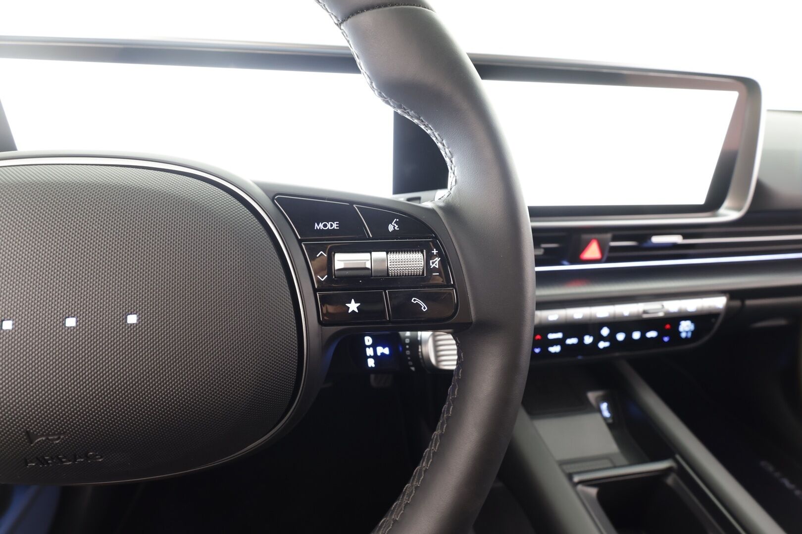 Hyundai IONIQ 6 2025 77 kWh 325 hv AWD Ultimate - | ACC | ILP | Koukku | HUD | 360° | Ilm. relax sähkönahat | BOSE | Matrix | Muistipenkki | Kamerapeilit | Lämm. ratti | Keyless | ALV |