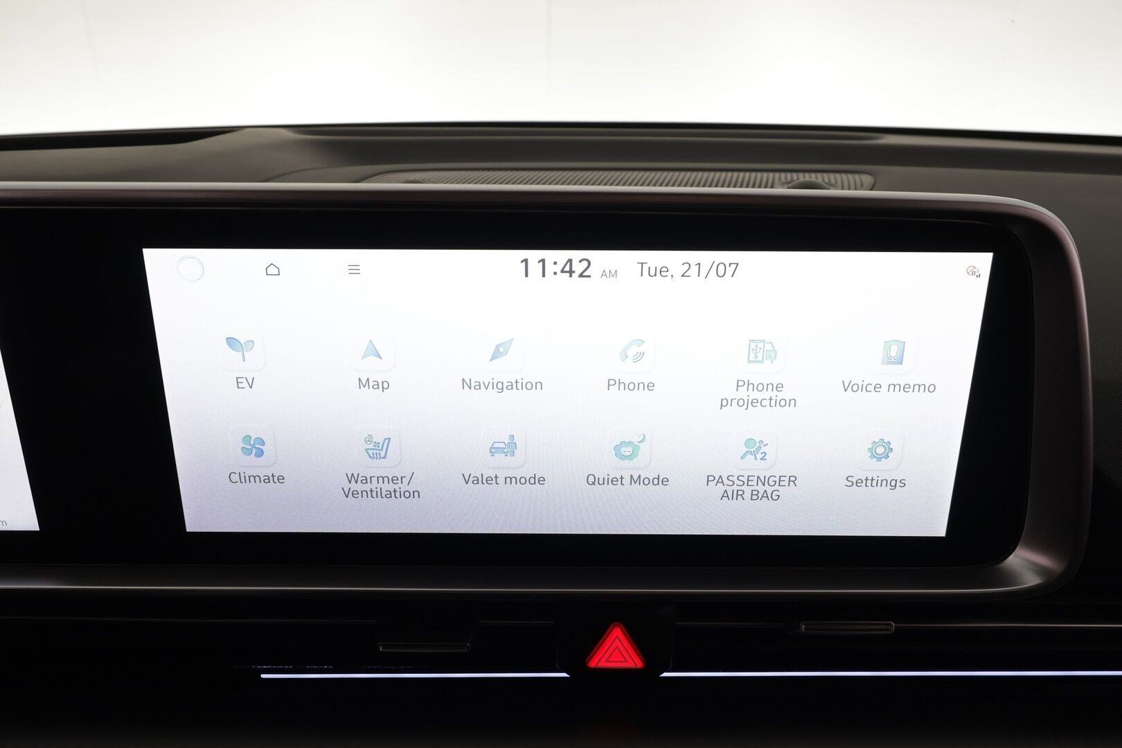 Hyundai IONIQ 6 2025 77 kWh 325 hv AWD Ultimate - | ACC | ILP | Koukku | HUD | 360° | Ilm. relax sähkönahat | BOSE | Matrix | Muistipenkki | Kamerapeilit | Lämm. ratti | Keyless | ALV |