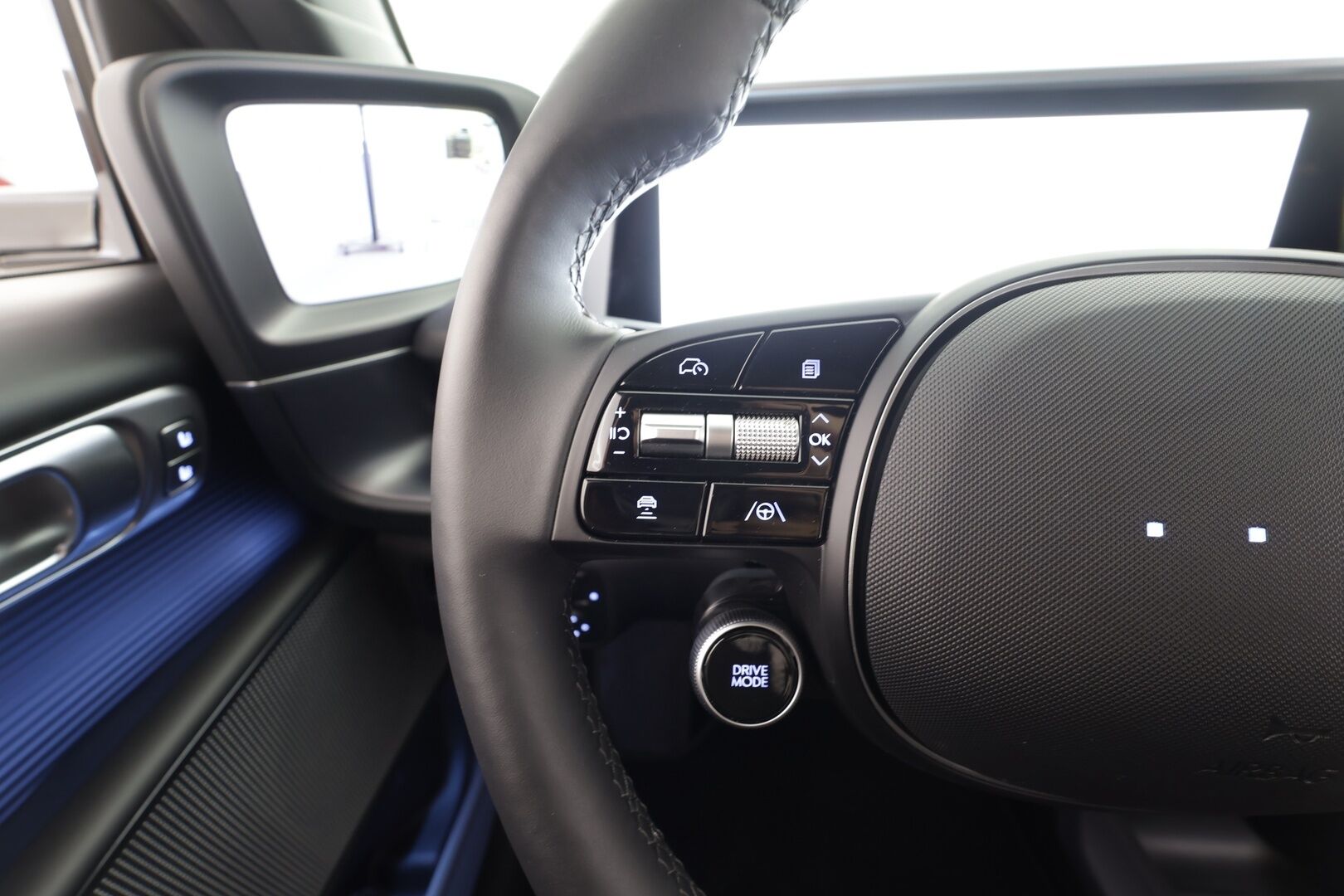 Hyundai IONIQ 6 2025 77 kWh 325 hv AWD Ultimate - | ACC | ILP | Koukku | HUD | 360° | Ilm. relax sähkönahat | BOSE | Matrix | Muistipenkki | Kamerapeilit | Lämm. ratti | Keyless | ALV |