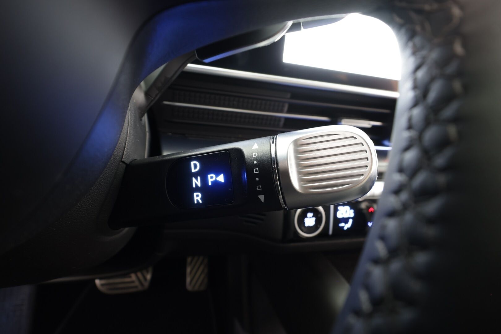Hyundai IONIQ 6 2025 77 kWh 325 hv AWD Ultimate - | ACC | ILP | Koukku | HUD | 360° | Ilm. relax sähkönahat | BOSE | Matrix | Muistipenkki | Kamerapeilit | Lämm. ratti | Keyless | ALV |