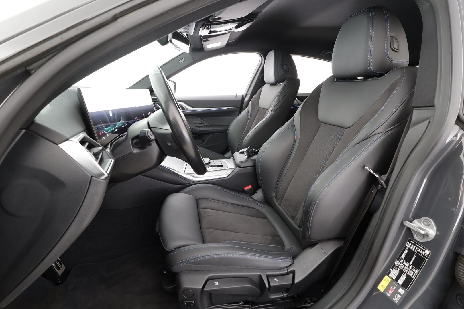 BMW I4 2024 eDrive40 Fully Charged M-Sport - | ACC | Lisälämmitin | Koukku | H/K | Widescreen | HUD | Laser Light LED | 360-Kamera | Ratinlämmitys | Merkkihuollettu | Kahdet Renkaat |