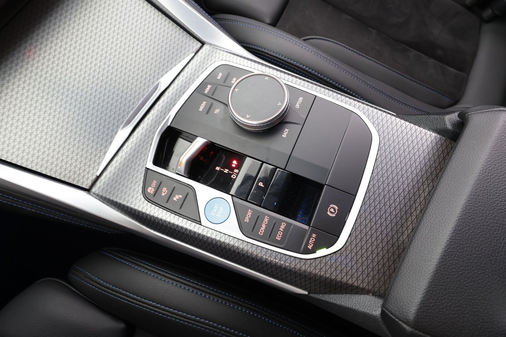 BMW I4 2024 eDrive40 Fully Charged M-Sport - | ACC | Lisälämmitin | Koukku | H/K | Widescreen | HUD | Laser Light LED | 360-Kamera | Ratinlämmitys | Merkkihuollettu | Kahdet Renkaat |