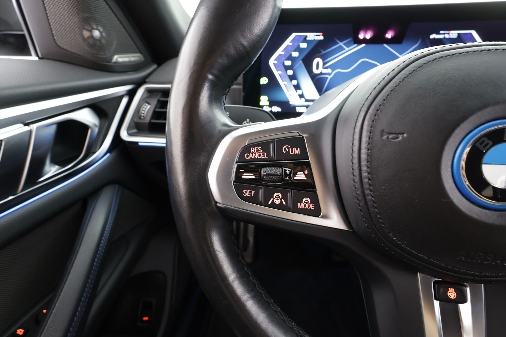 BMW I4 2024 eDrive40 Fully Charged M-Sport - | ACC | Lisälämmitin | Koukku | H/K | Widescreen | HUD | Laser Light LED | 360-Kamera | Ratinlämmitys | Merkkihuollettu | Kahdet Renkaat |