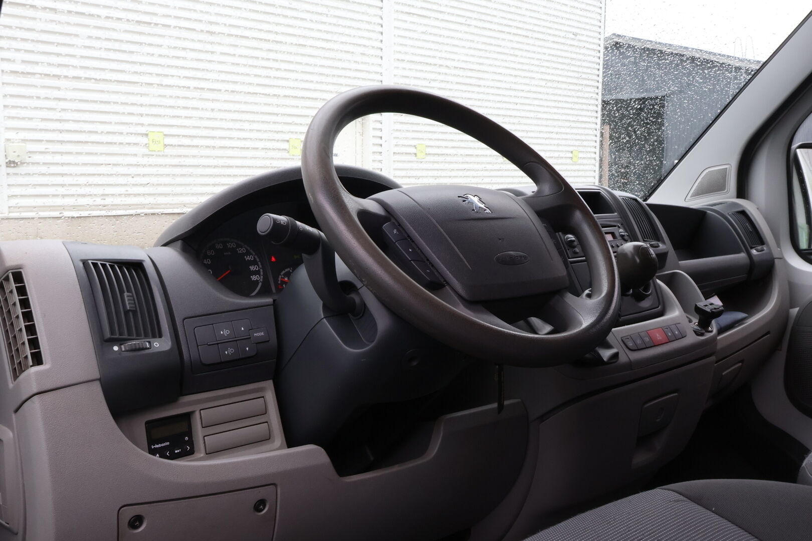 Peugeot BOXER 2007 330 L2H1 2.2 HDI 120 Kuorma-auto - Webasto / Vetokoukku / Suomiauto / Juuri saapunut!