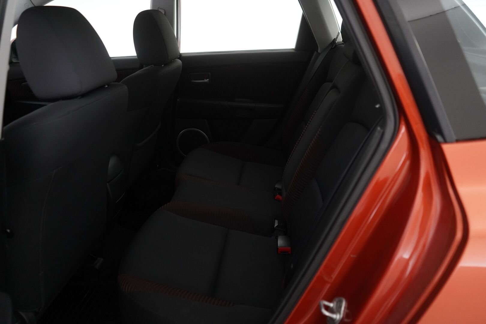 Mazda Mazda3 2005 *MYYDÄÄN HUUTOKAUPAT.COM *