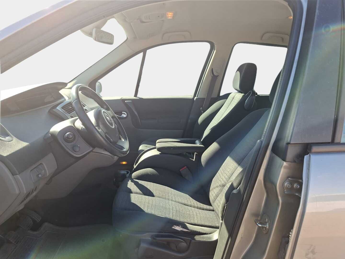 Renault Scenic 2007 5D MEGANE GRAND SCENIC 2.0 *YritysOutlet - Myydään vain yrityksille* - *YritysOutlet - Tämä auto myydän vain yrityksille*