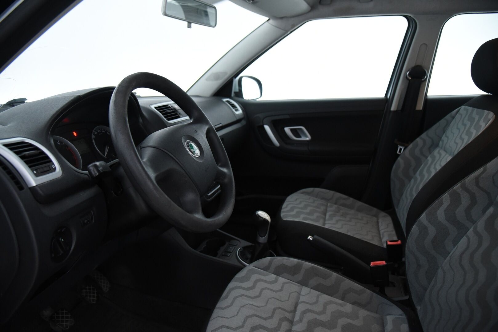 Skoda Fabia 2008 1,4 16V Ambiente / Myydään huutokaupat.com:issa!