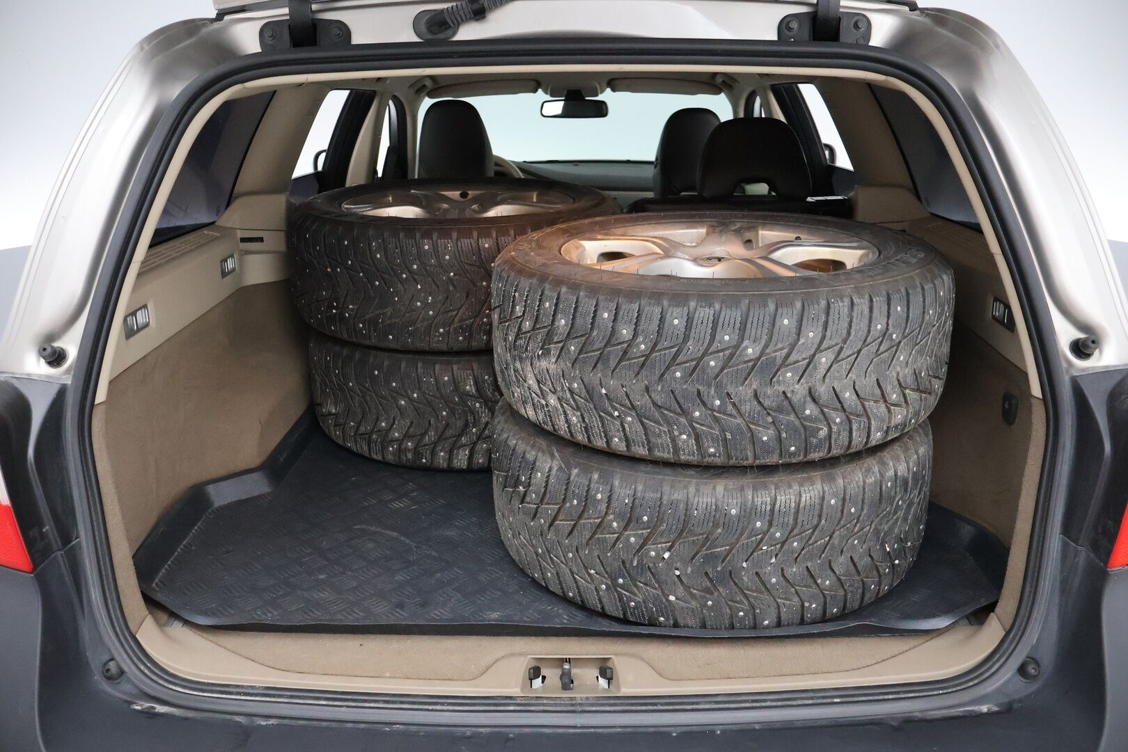 Volvo XC70 2010 2,4D Summum aut - Suomi-auto | Vakkari | Koukku | Nahat | Muistipenkki | Huoltokirja | Lohkolämmitin | *Yritys Outlet- Myydään vain yrityksille!*