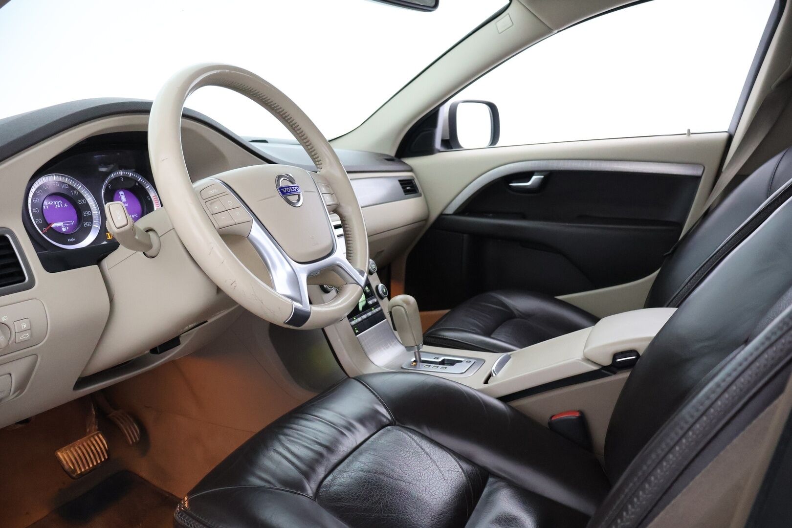 Volvo XC70 2010 2,4D Summum aut - Suomi-auto | Vakkari | Koukku | Nahat | Muistipenkki | Huoltokirja | Lohkolämmitin | *Yritys Outlet- Myydään vain yrityksille!*