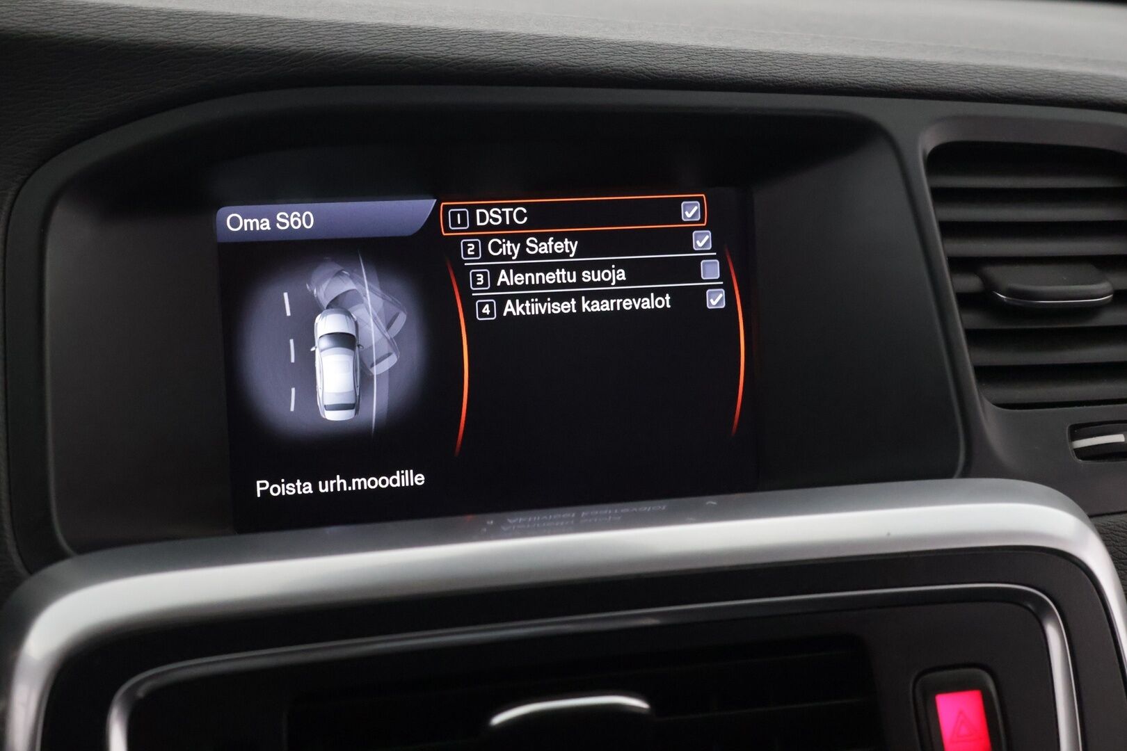 Volvo S60 2013 D5 AWD R-Design aut // Webasto / Koukku / Suomi-auto / Lohko / Lisäpitkä // - Tulossa myyntiin.
