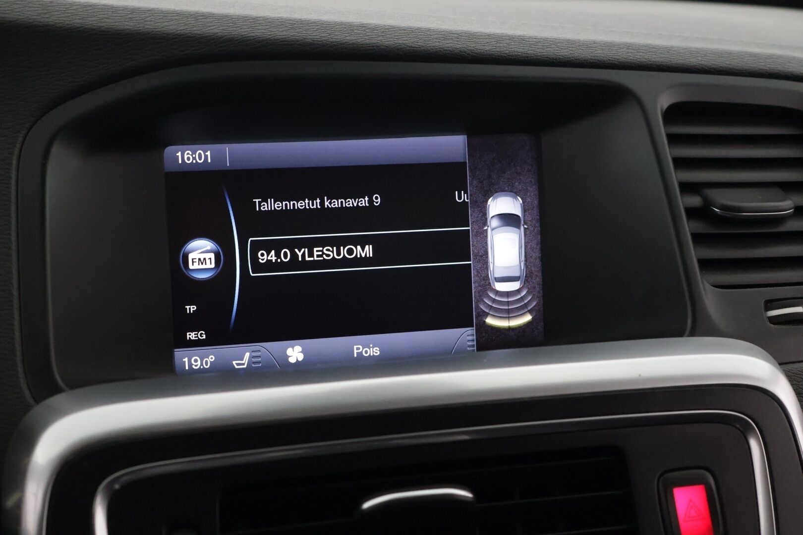 Volvo S60 2013 D5 AWD R-Design aut - | Webasto | Koukku | Suomi-auto | Lohko | Lisäpitkä | Vakionopeudensäädin | P.Tutkat |