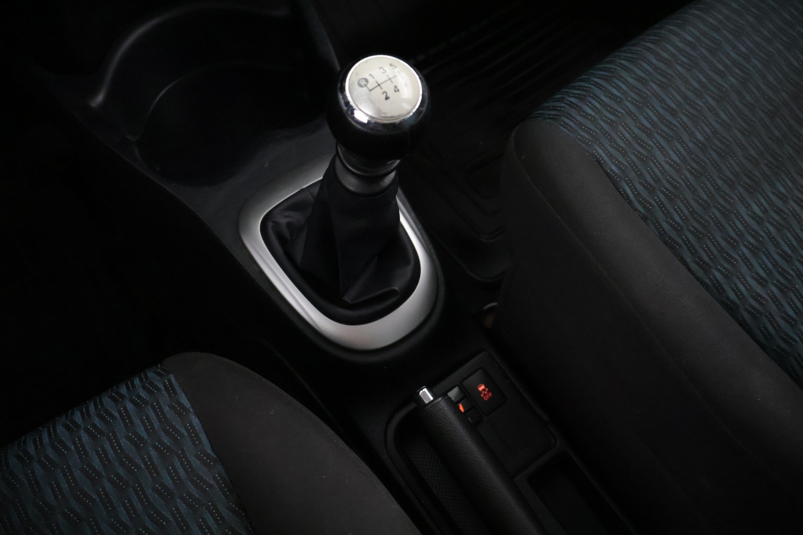 Toyota Yaris 2013 1,33 Dual VVT-i Linea Sol 5ov - Suomi-auto | P-Kamera | Navi | 2x Renkaat - KORKO VAIN 3,99 %