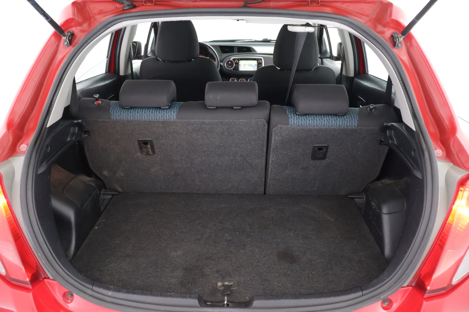 Toyota Yaris 2013 1,33 Dual VVT-i Linea Sol 5ov - Suomi-auto | P-Kamera | Navi | 2x Renkaat - KORKO VAIN 3,99 %