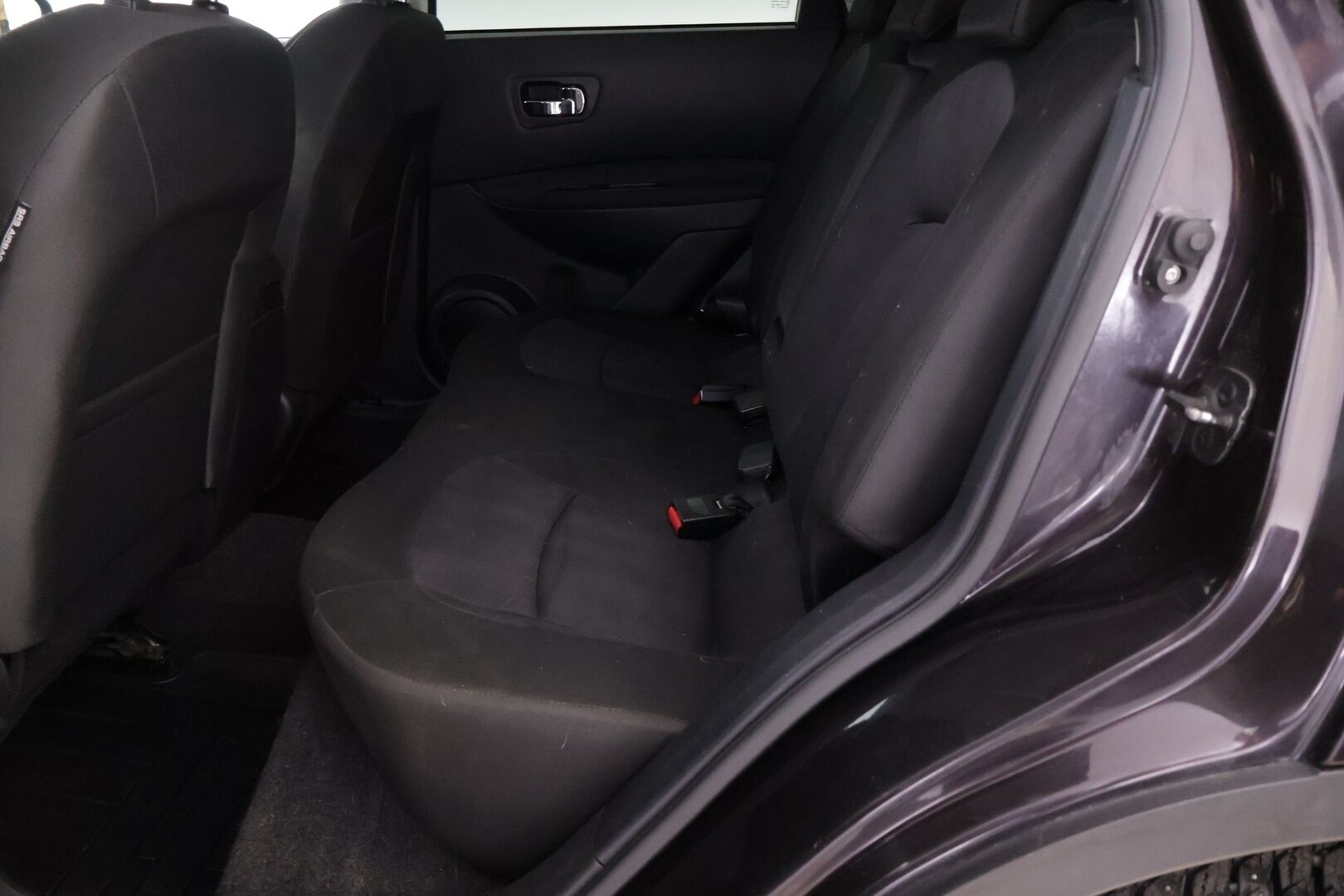 Nissan Qashqai 2013 1,6L Acenta 2WD *Vakkari / Lohko.S.Pistoke / Tutkat / Suomi-auto* - Juuri leimattu / Lähes uudet nastat / Kahdet oem alut / Upean värinen! 