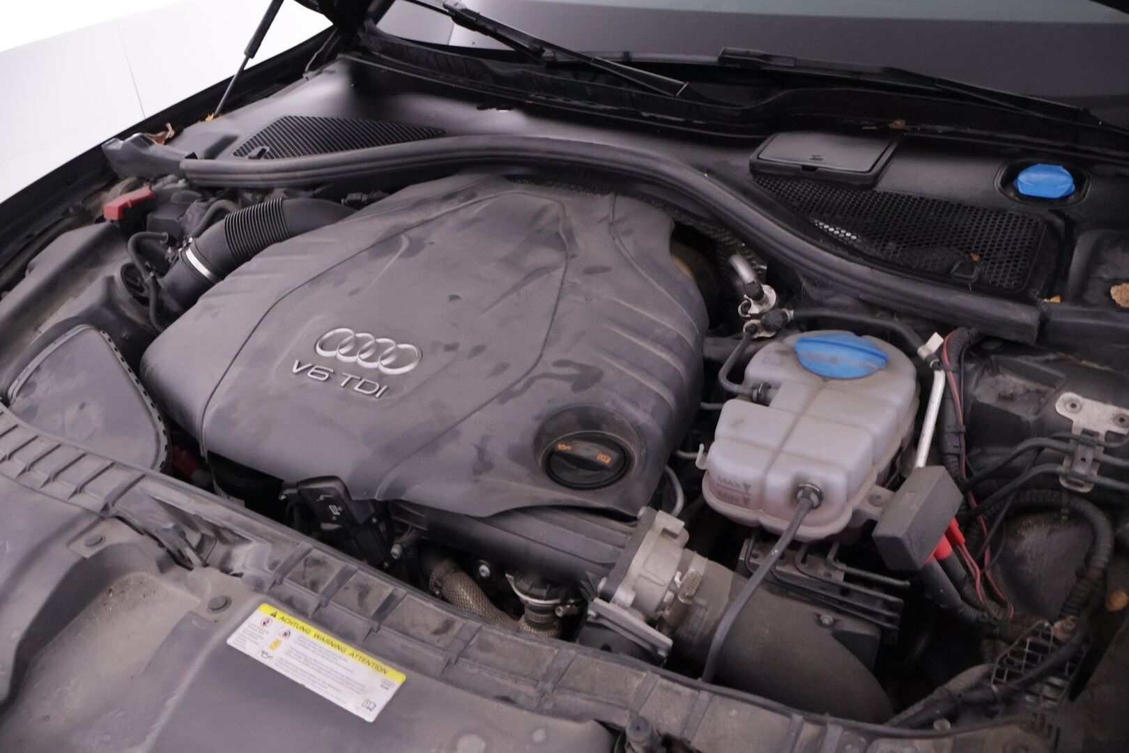 Audi A6 2012 Sedan 3,0 V6 TDI 150 kW quattro Edition S tronic - Tämä auto myydään Huutokaupat.com - | Webasto | Ilma-alusta | Vakkari | MMI | Tutkat | Suomi-auto |