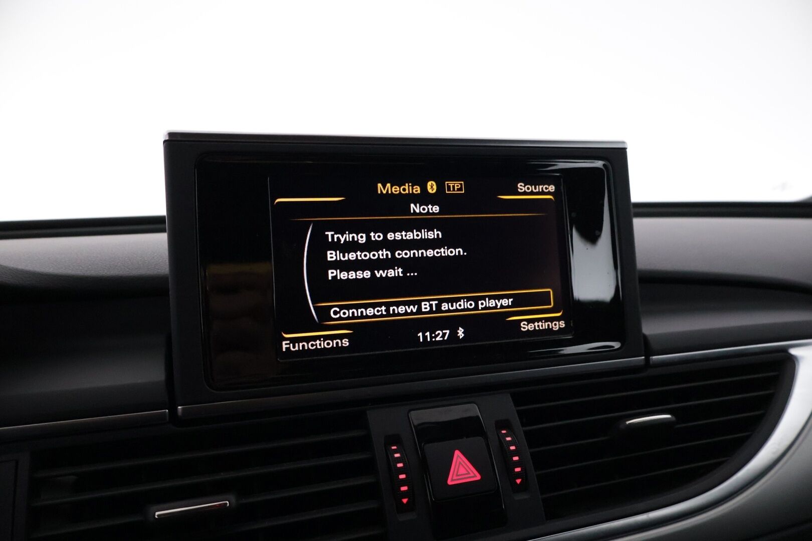 Audi A6 2012 Sedan 3,0 V6 TDI 150 kW quattro Edition S tronic - Tämä auto myydään Huutokaupat.com - | Webasto | Ilma-alusta | Vakkari | MMI | Tutkat | Suomi-auto |