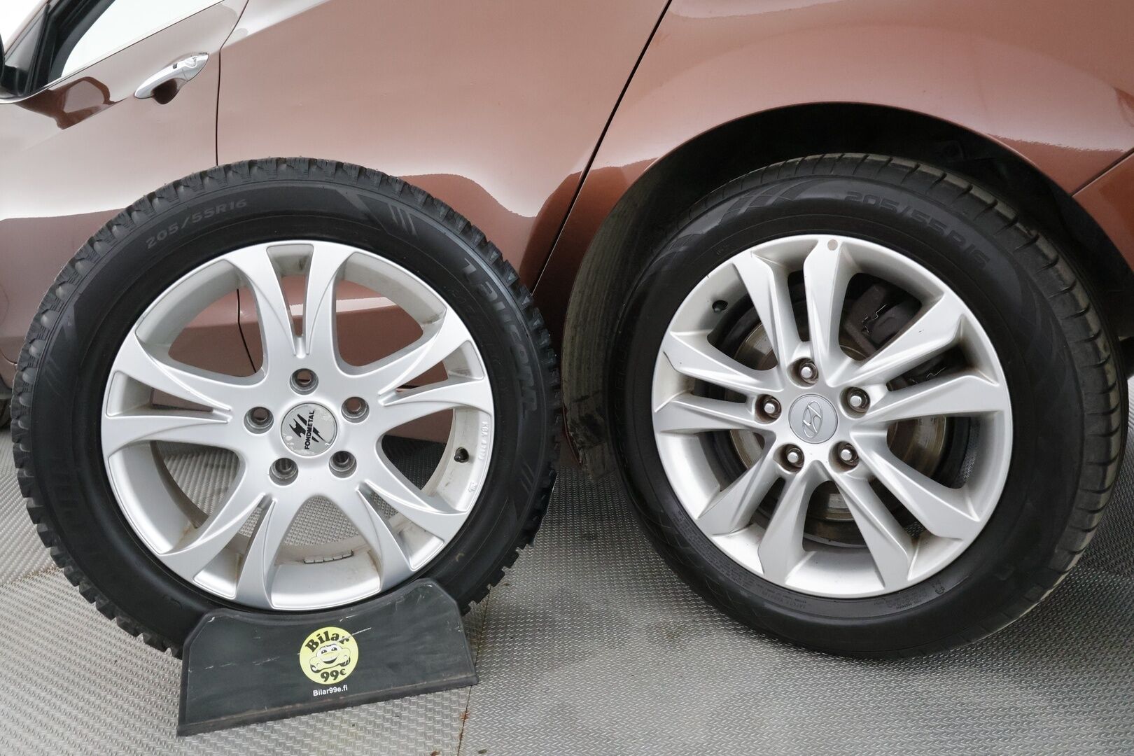 Hyundai i30 Wagon 2012 1,6 GDI 6AT Style - Sähköpenkki | Koukku | Lohkolämmitin | P.tutkat | Vakkari | Bluetooth | Keyless | Suomi-auto | Kahdet renkaat aluvanteilla
