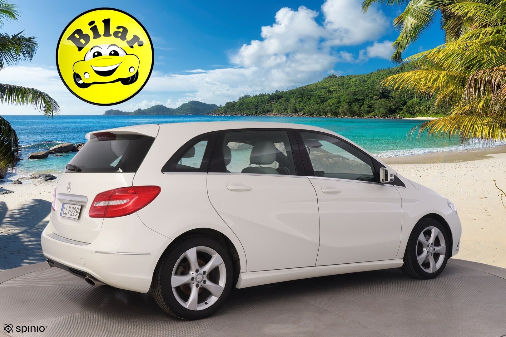 Mercedes-Benz B 2013 180 BE A Premium Business - | Navi | ILS | Tutkat | Bluetooth | Lohko+sisäpistoke |