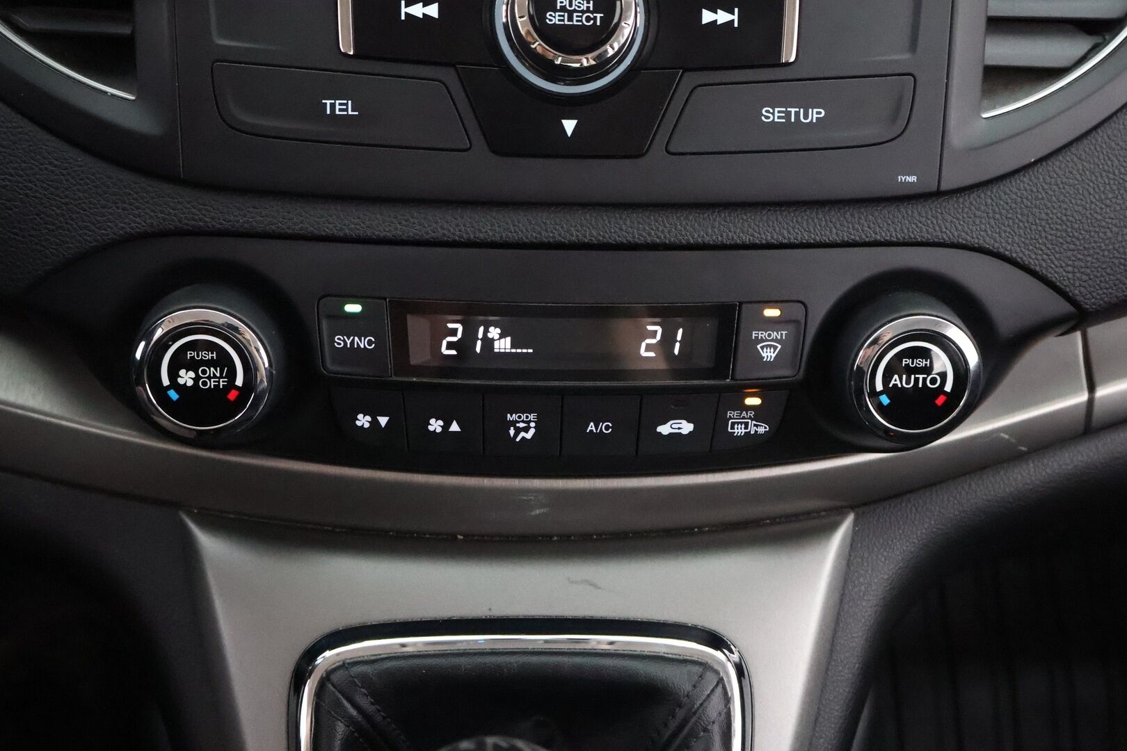 Honda CR-V 2013 Diesel Elegance - 1Om Suomiauto / P.Kamera / Koukku / Vakkari / Lohko / Merkkihuollettu / LED-Lisävalot