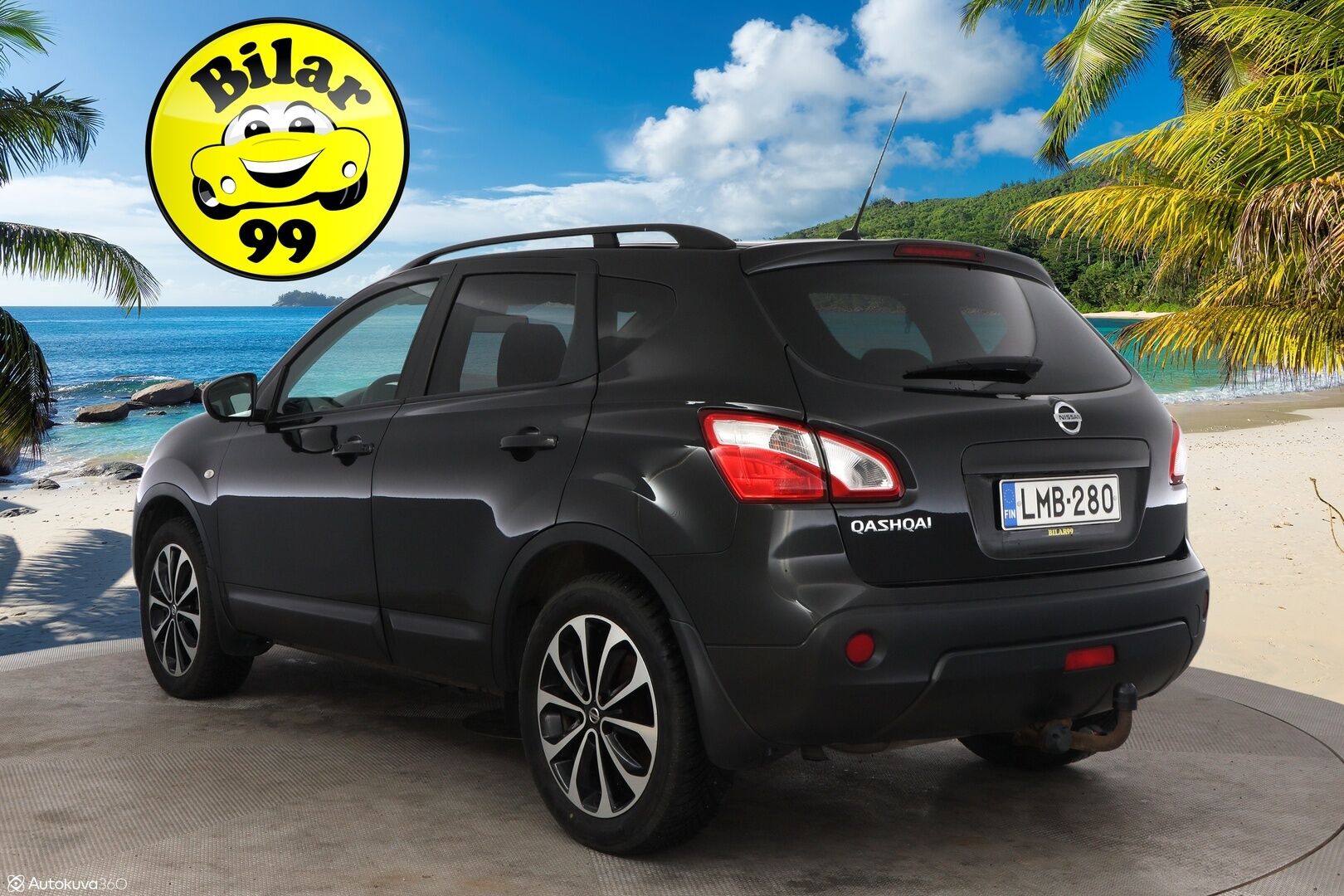 Nissan Qashqai 2013 1,6L Stop / Start System Style 360 2WD 5M/T AVM - Suomiauto / Vetokoukku / 360-Kamera / Navi / Vakkari / Xenon / Puolinahkasisusta / Lasikatto / Hyvät varusteet!