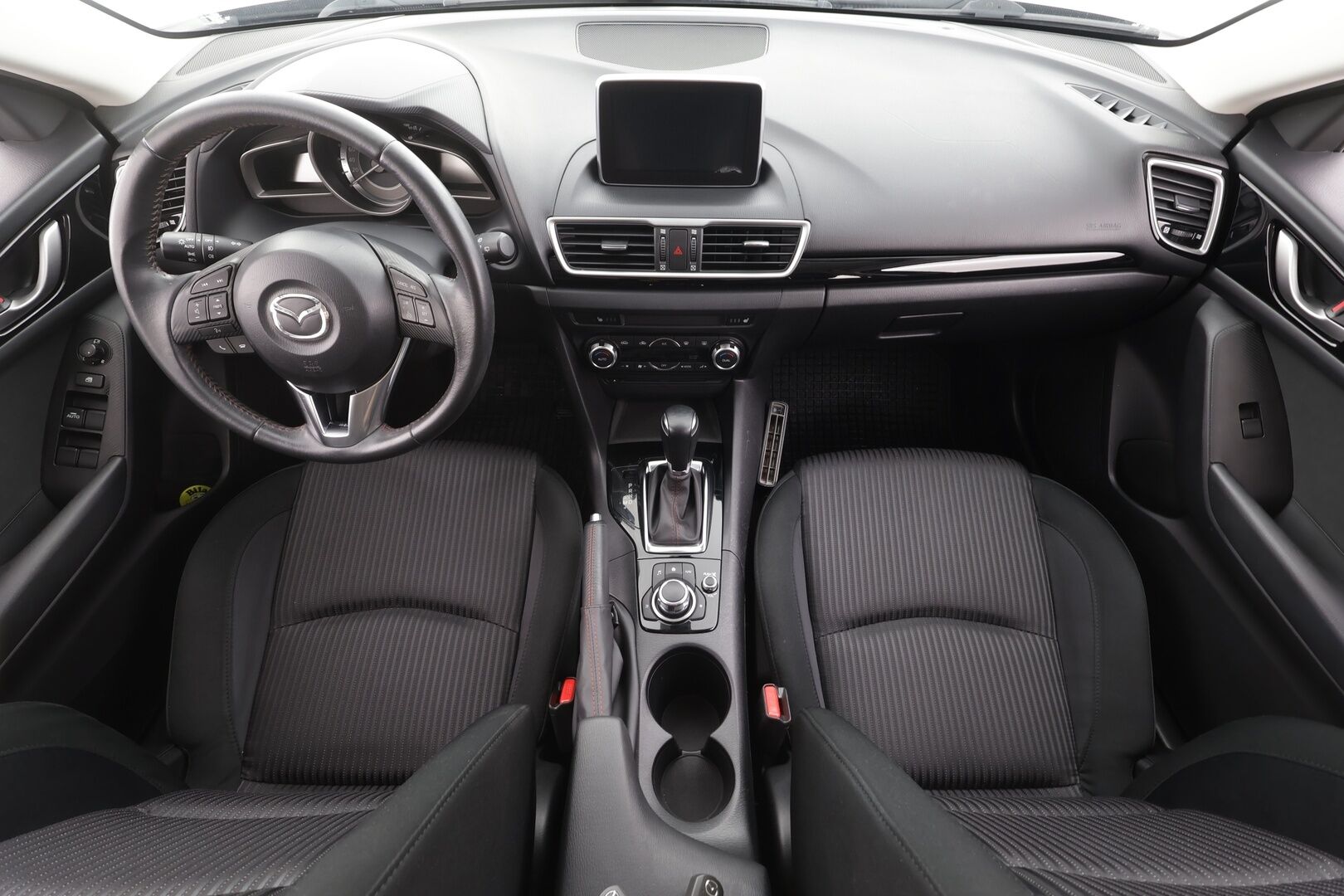 Mazda 3 2014 5HB 2,0 (120) SKYACTIV-G Premium Plus 6AT 5ov DH2 - | Xenon | Navi | Vakkari | Blind spot assist | Lohko + sisälämmitin | Aut. ilmastointi | Peruutustutka | BT | | 2x renkaat aluin | 