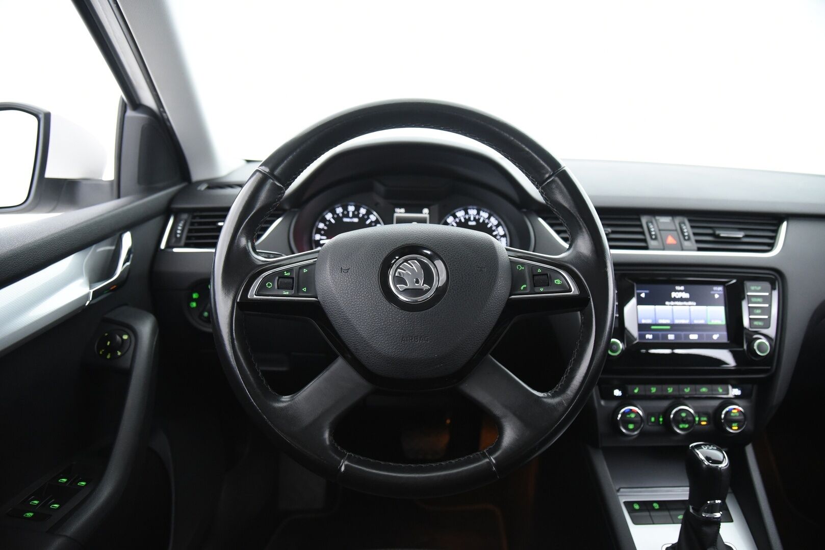 Skoda Octavia 2014 Combi 1,6 TDI Elegance DSG Autom. *YritysOutlet - Myydään vain yrityksille*
