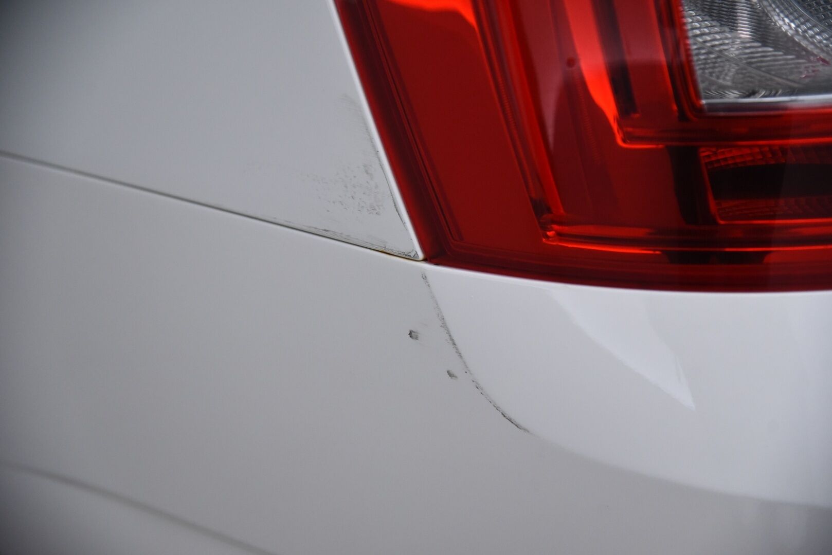 Skoda Octavia 2014 Combi 1,6 TDI Elegance DSG Autom. *YritysOutlet - Myydään vain yrityksille*