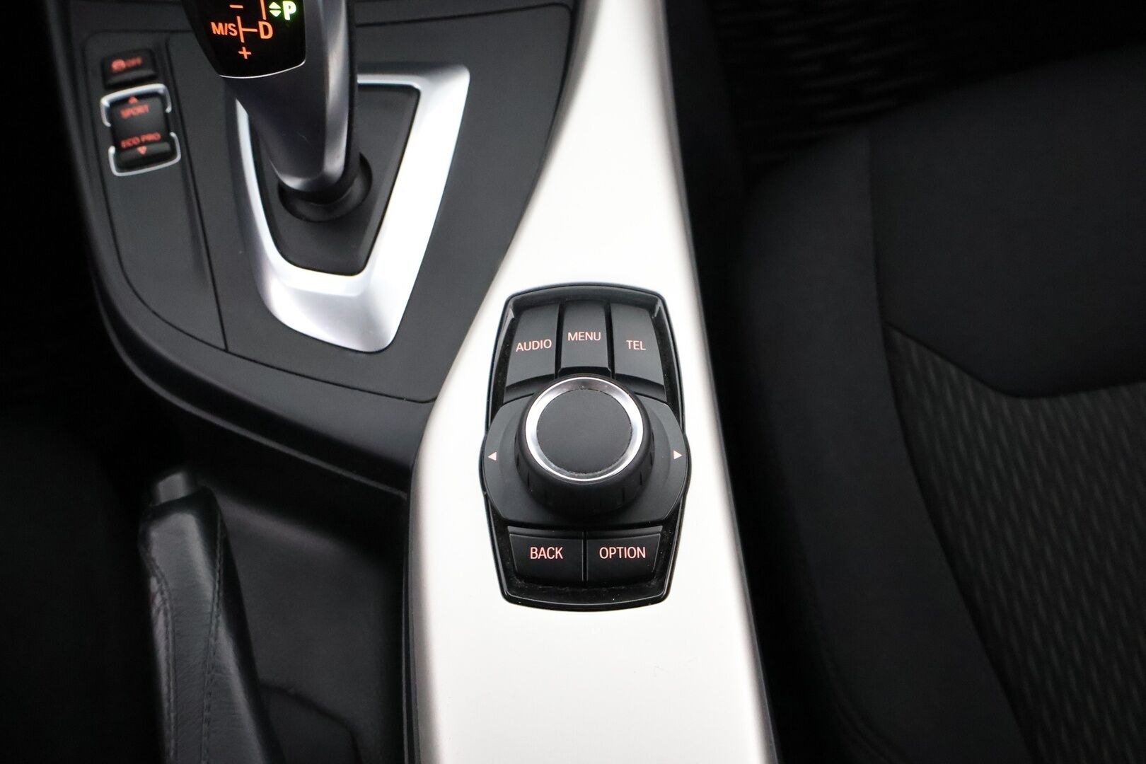 BMW 116 2014 F20 Hatchback 116i TwinPower Turbo A Business Automatic - Suomi-auto / Kahdet vanteet / Juuri huollettu - HULLU BLACKWEEK KORKOTARJOUS 2,49%