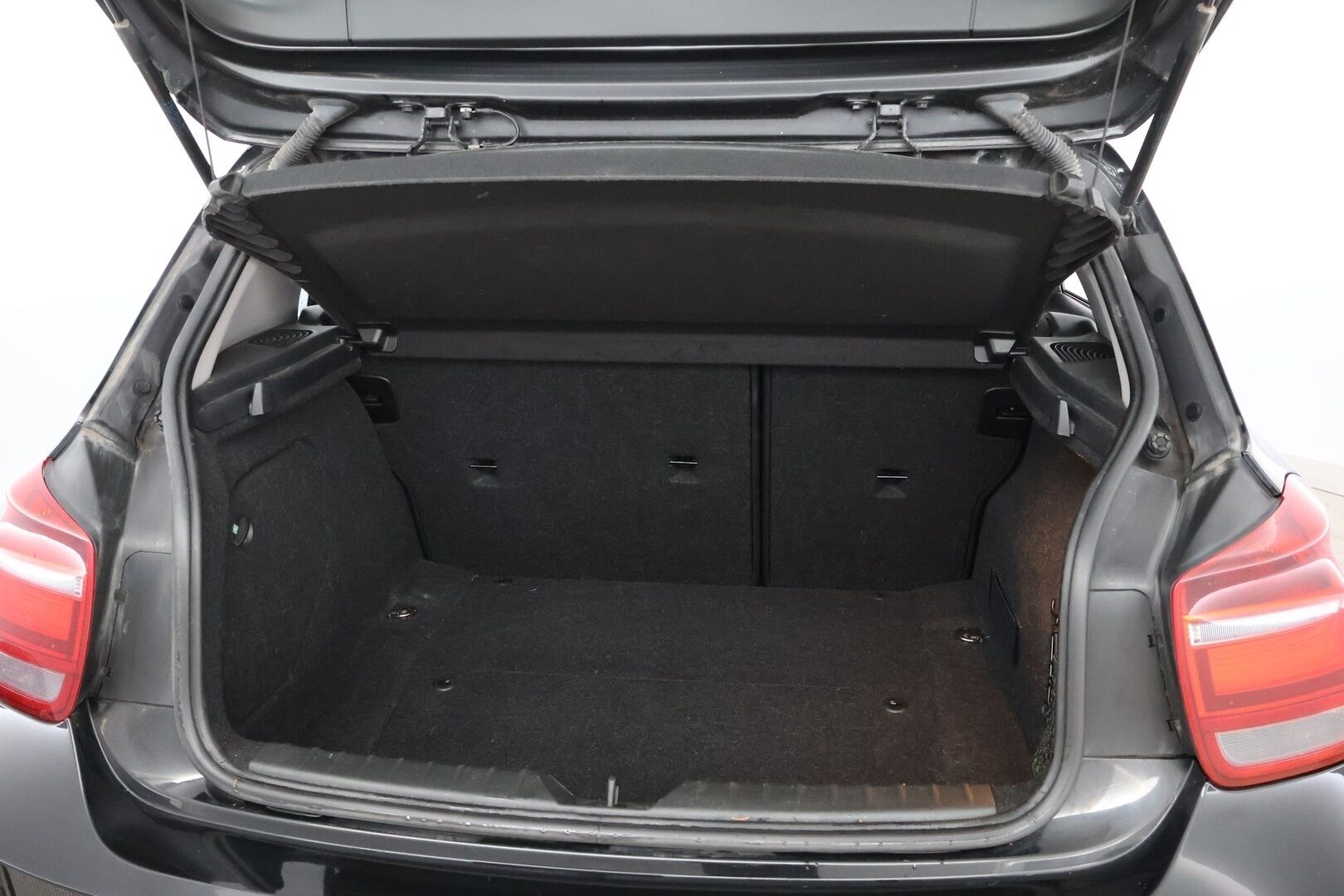 BMW 116 2014 F20 Hatchback 116i TwinPower Turbo A Business Automatic - Suomi-auto / Kahdet vanteet / Juuri huollettu - HULLU BLACKWEEK KORKOTARJOUS 2,49%