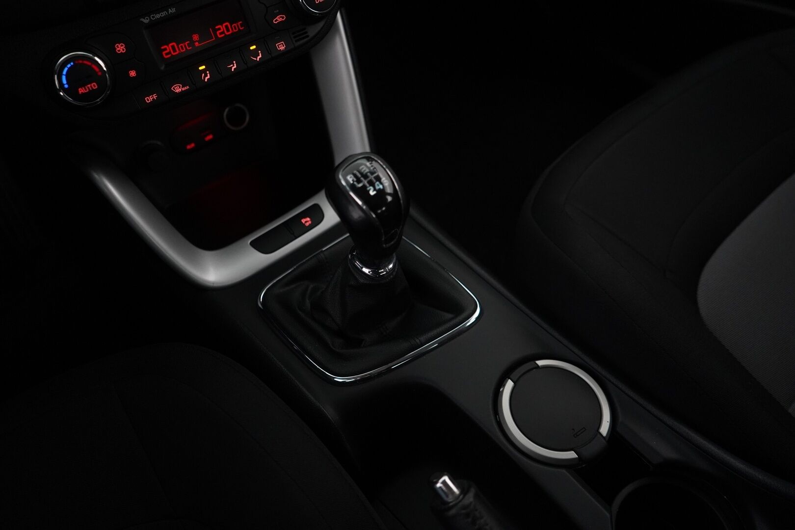 Kia cee'd 2014 1.6 ISG EX 5D EcoDynamics *Koukku / Lohko / Vakkari / Bluetooth / Ratinlämmitin / Tutka* - Suomi-auto / Kahdet renkaat + vanteet / Juuri katsastettu / Säännölliset huollot! - HULLU BLACKWEEK KORKOTARJOUS 2,49%