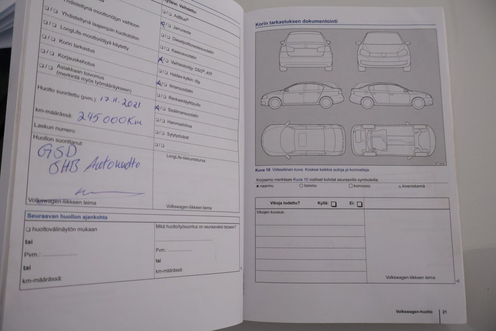 Volkswagen Touran 2014 Comfortline 1,4 TSI 103 kW (140 hv) DSG-automaatti ** Webasto / Koukku / Tutkat / Navi