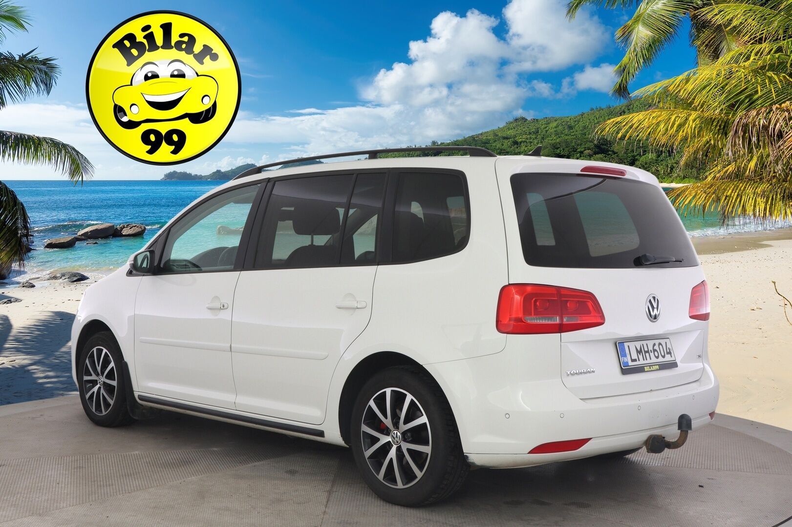 Volkswagen Touran 2014 Comfortline 1,4 TSI 103 kW (140 hv) DSG-automaatti ** Webasto / Koukku / Tutkat / Navi