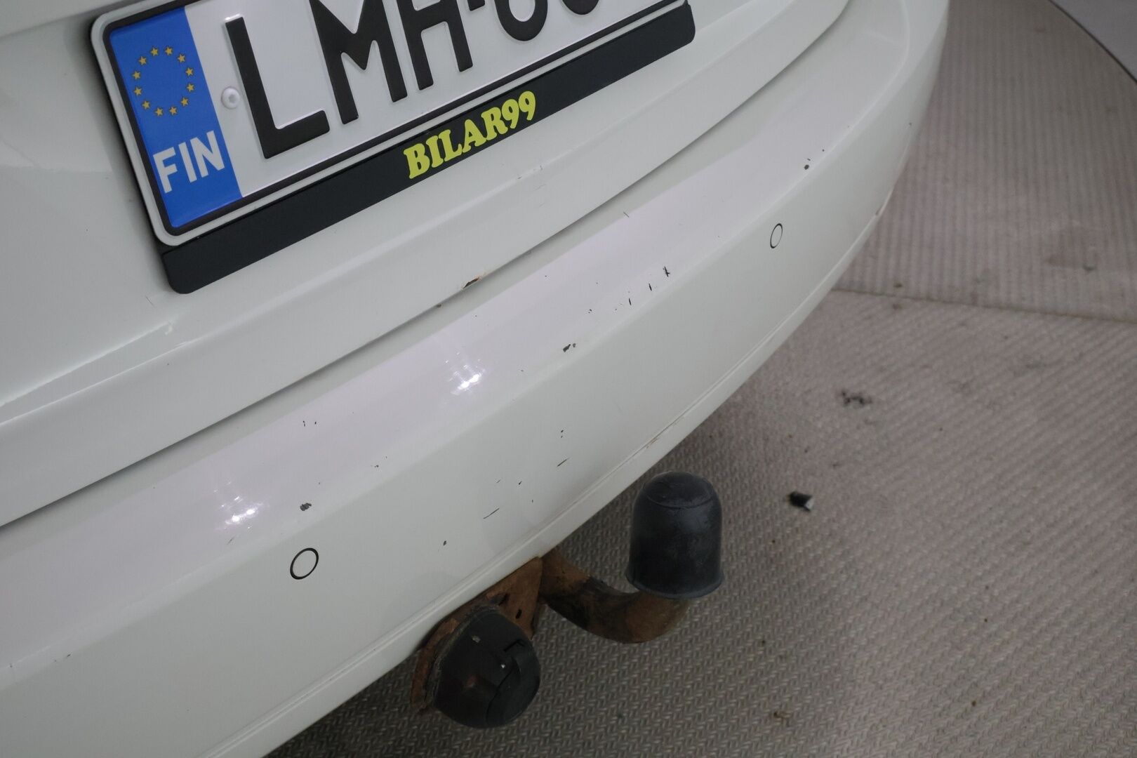 Volkswagen Touran 2014 Comfortline 1,4 TSI 103 kW (140 hv) DSG-automaatti ** Webasto / Koukku / Tutkat / Navi