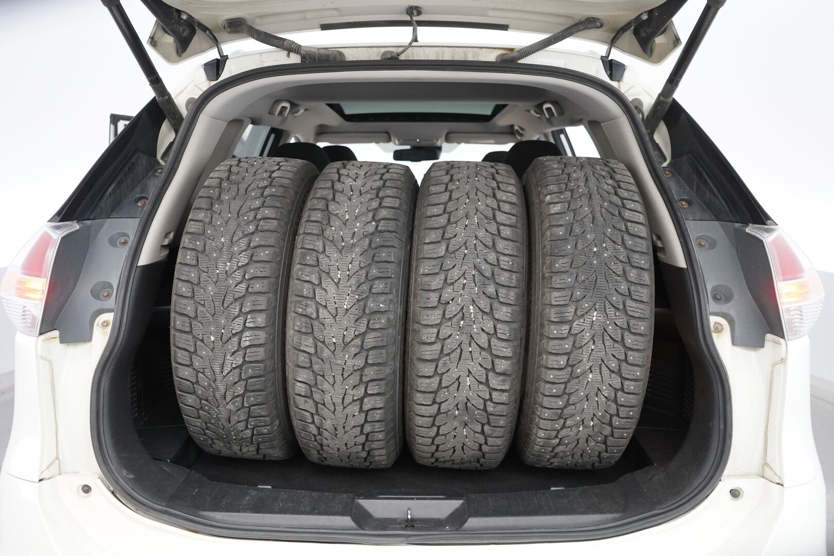 Nissan X-Trail 2014 *MYYDÄÄN HUUTOKAUPAT.COM *