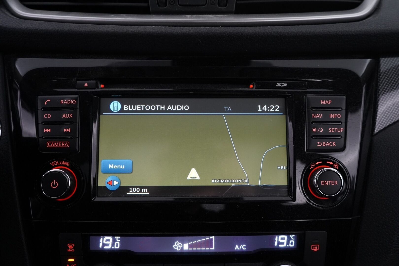 Nissan X-Trail 2014 *MYYDÄÄN HUUTOKAUPAT.COM *