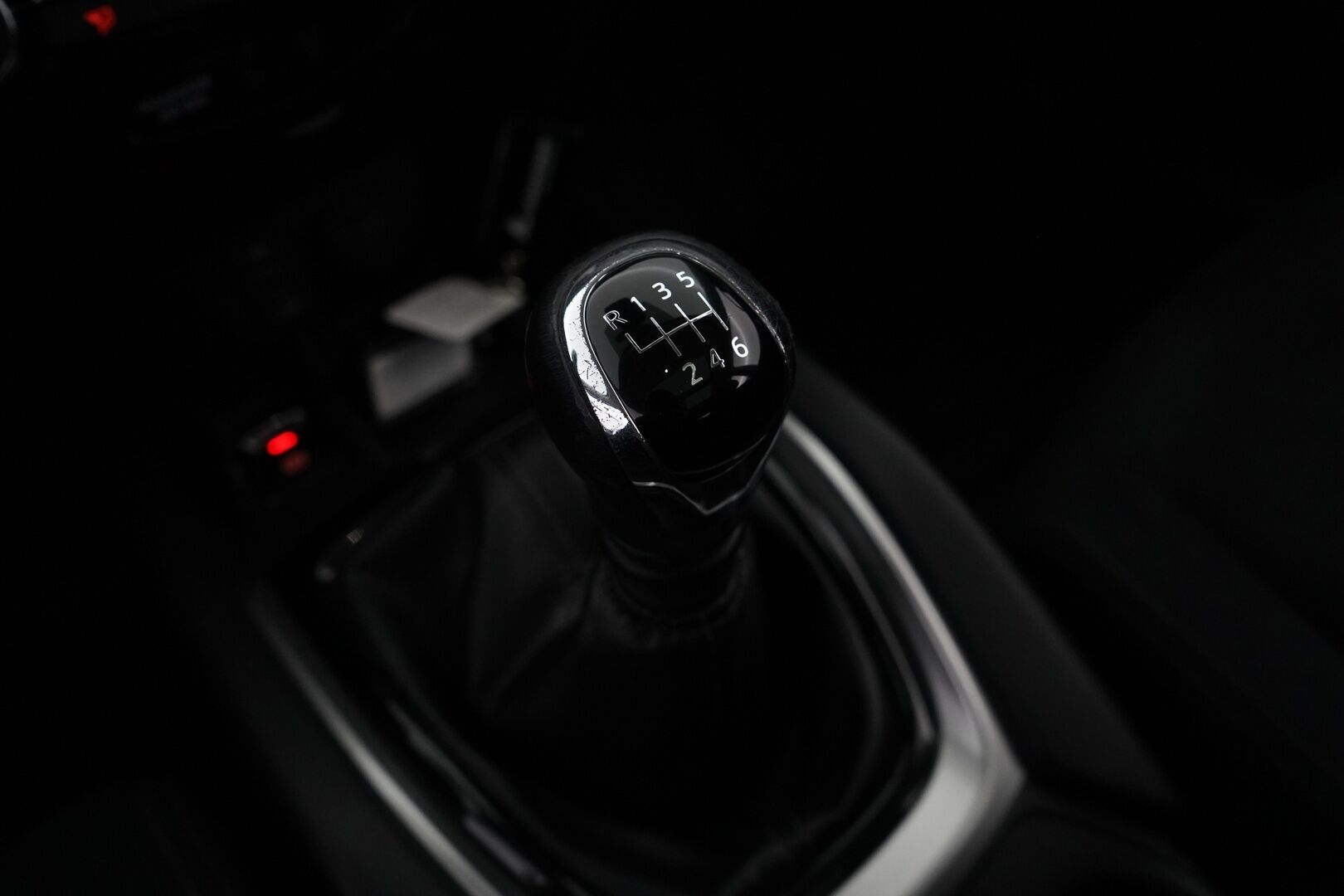 Nissan X-Trail 2014 *MYYDÄÄN HUUTOKAUPAT.COM *