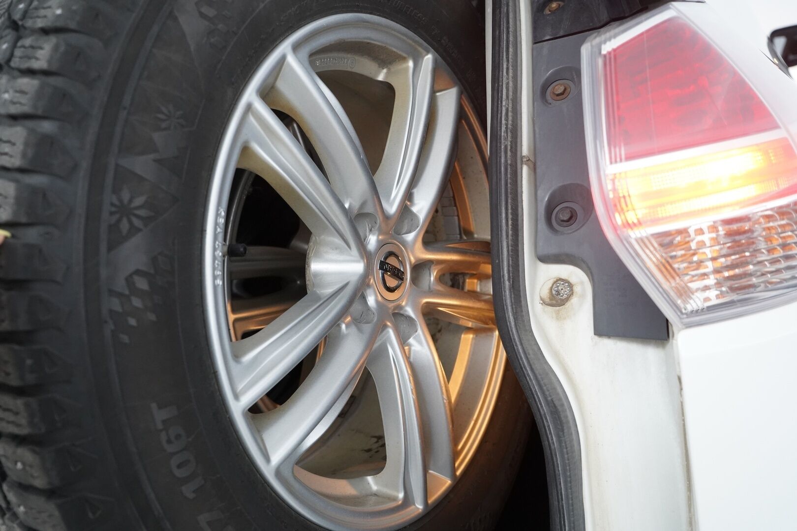 Nissan X-Trail 2014 *MYYDÄÄN HUUTOKAUPAT.COM *