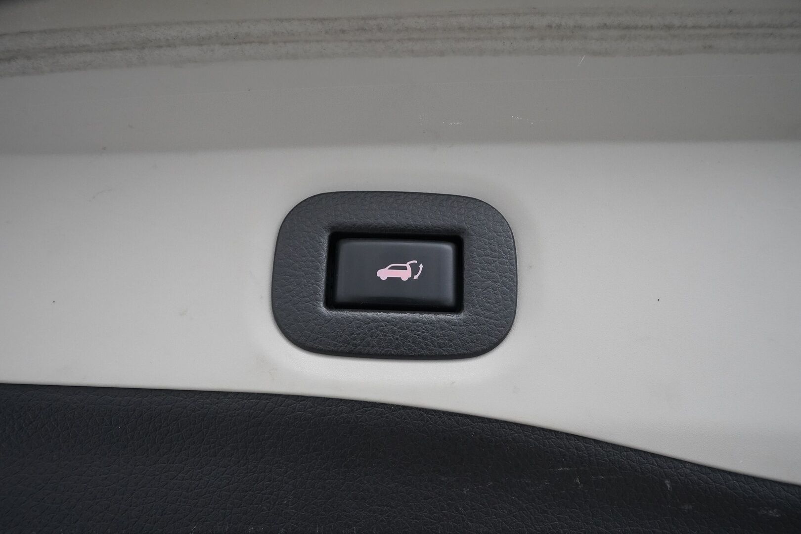 Nissan X-Trail 2014 *MYYDÄÄN HUUTOKAUPAT.COM *