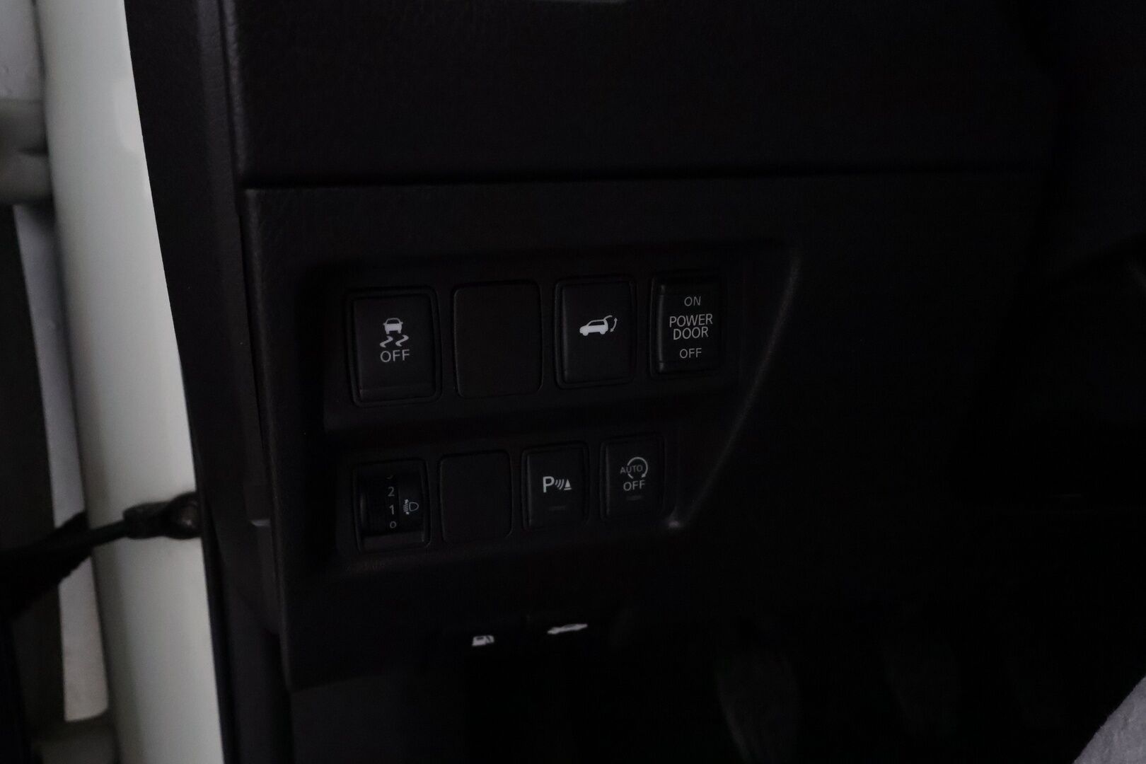 Nissan X-Trail 2015 dCi 130 Acenta 2WD 6 MT Vision Pack Technology Pack Moonroof **Panorama / LED / 360° / Koukku / Sisätilanlämmitin** - Navi / Kaistavahti / Suomi-auto / Kahdet Renkaat