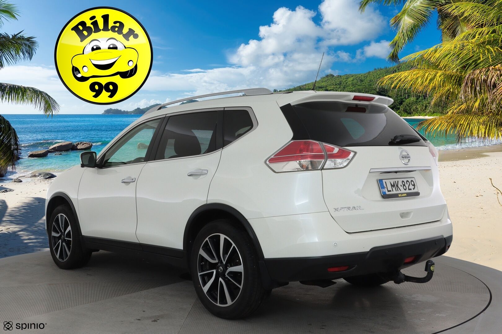 Nissan X-Trail 2015 dCi 130 Acenta 2WD 6 MT Vision Pack Technology Pack Moonroof **Panorama / LED / 360° / Koukku / Sisätilanlämmitin** - Navi / Kaistavahti / Suomi-auto / Kahdet Renkaat