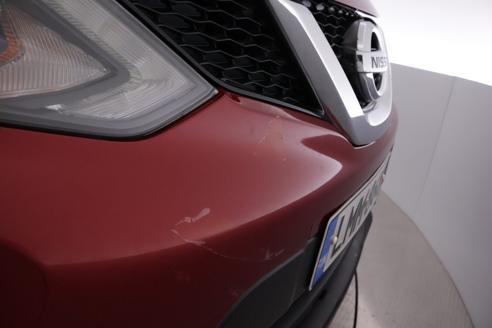 Nissan Qashqai 2014 DIG-T 115 Tekna 2WD 6M/T Driver Assist - MYYDÄÄN HUUTOKAUPAT.COM! - DIG-T 115 Tekna 2WD 6M/T Driver Assist