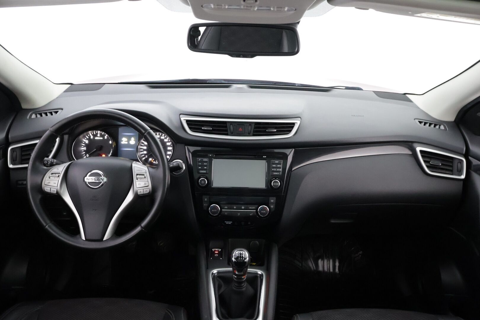 Nissan Qashqai 2014 DIG-T 115 Tekna 2WD 6M/T Driver Assist - MYYDÄÄN HUUTOKAUPAT.COM! - DIG-T 115 Tekna 2WD 6M/T Driver Assist