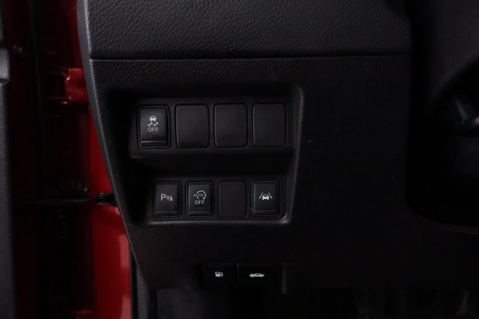 Nissan Qashqai 2014 DIG-T 115 Tekna 2WD 6M/T Driver Assist - MYYDÄÄN HUUTOKAUPAT.COM! - DIG-T 115 Tekna 2WD 6M/T Driver Assist