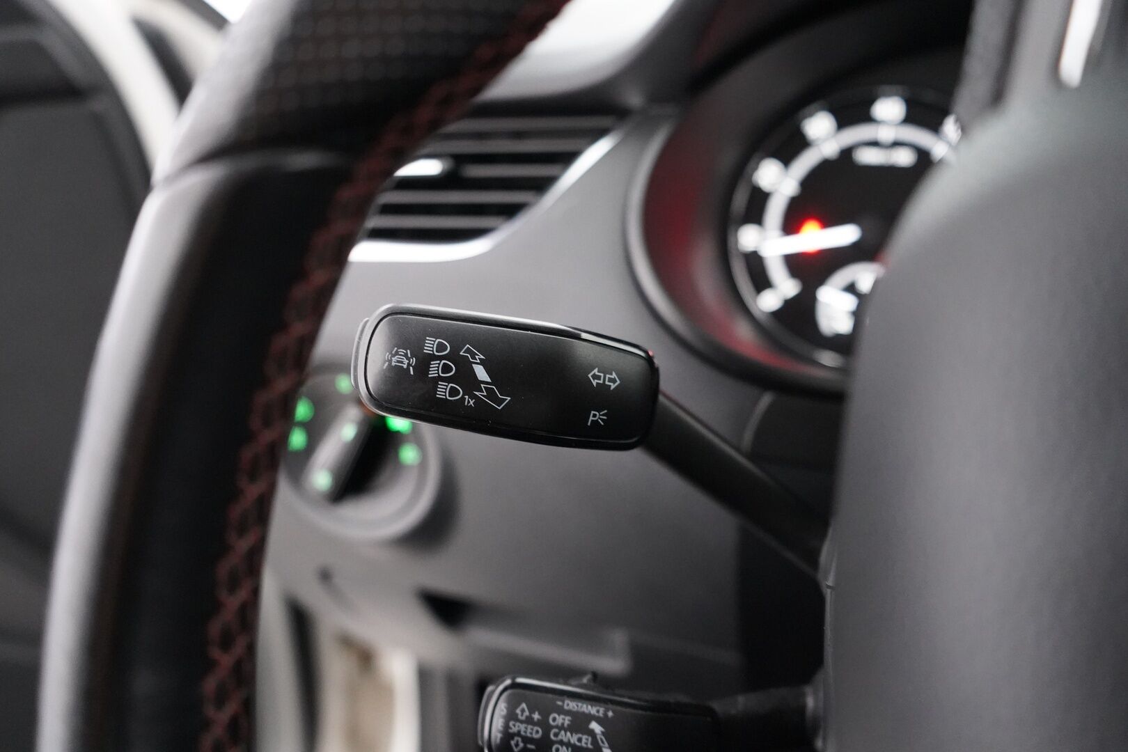 Skoda Octavia 2014 Combi 2,0 TSI RS * ACC / Tutka / Koukku / Lohkolämmitin / Sähkökontti * - Suomi- auto / Viimeisin huolto 03/2026 / Kahdet OEM vanteet