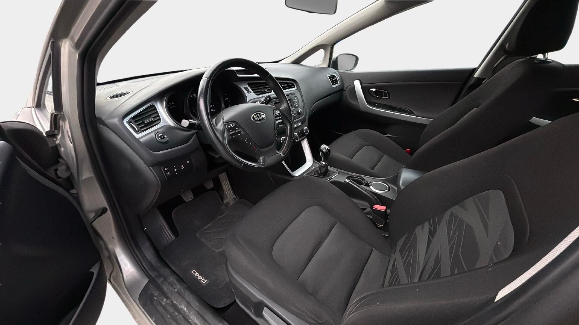 Kia cee'd 2015 1,6 ISG LX SW EcoDynamics - Suomi-auto / Ratinlämmitin / Lohkolämmitin / Vakkari / Juuri huollettu!