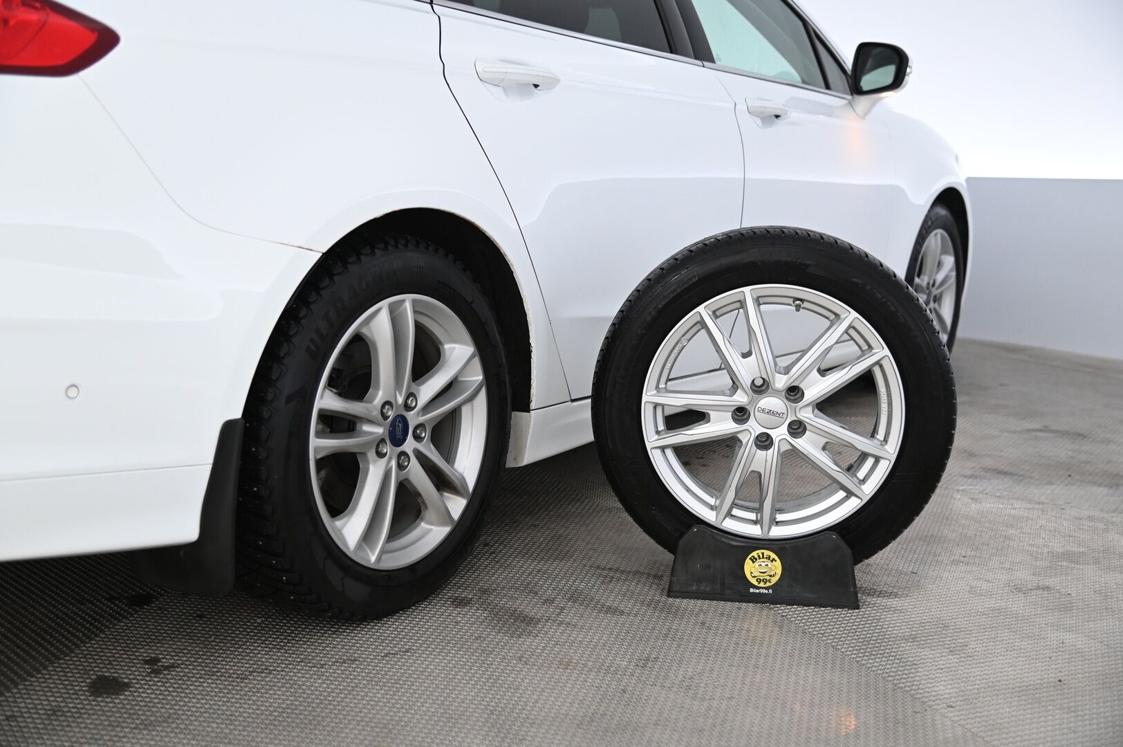 Ford Mondeo 2015 2,0 TDCi 180hv PowerShift Titanium Business Wagon AWD* Webasto / Lämmitettävä tuulilasi / Ford Dynamic Led / Vakkari / Koukku* - Tilava Neliveto Farmari! / Hyvin varusteltu*
