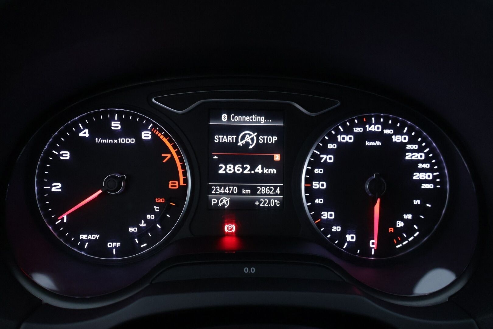 Audi A3 2016 Sedan Business Sport 1,8 TFSI 132 kW quattro S tronic * Vakkari / Sporttipenkit / P-tutka / Bluetooth / LED-valot * - * Suomi-auto / Kahdet renkaat omilla alumiinivanteilla! *