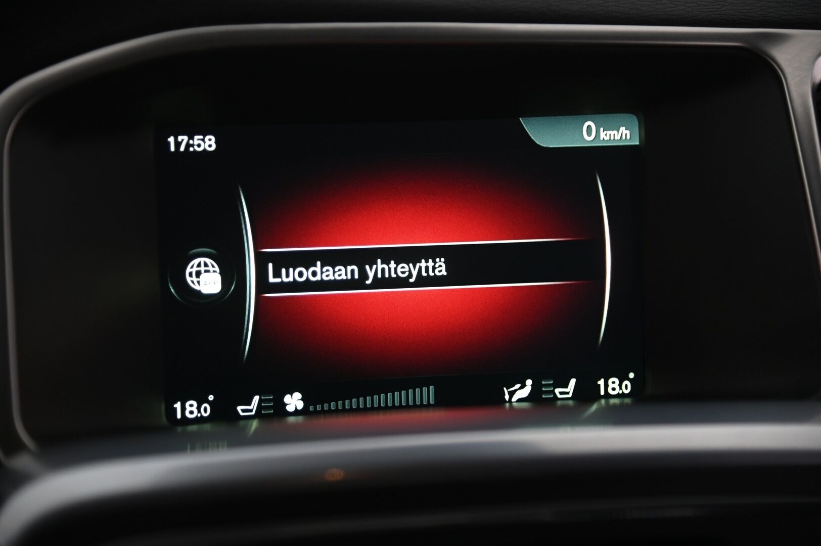 Volvo V60 2016 D4 Business Summum Edition aut - ACC | VOC | Koukku | Sähkönahat muistilla | Näytöt takana | Digimittari | Ratinlämmitin | 