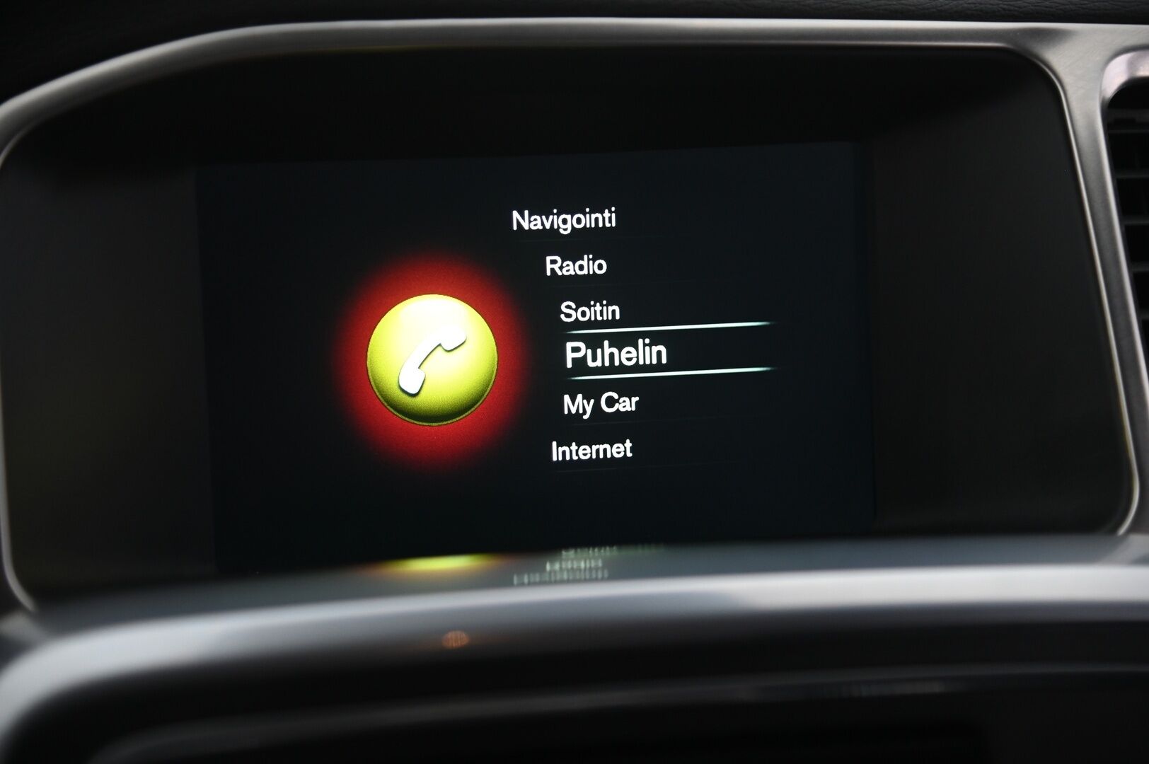 Volvo V60 2016 D4 Business Summum Edition aut - ACC | VOC | Koukku | Sähkönahat muistilla | Näytöt takana | Digimittari | Ratinlämmitin | 
